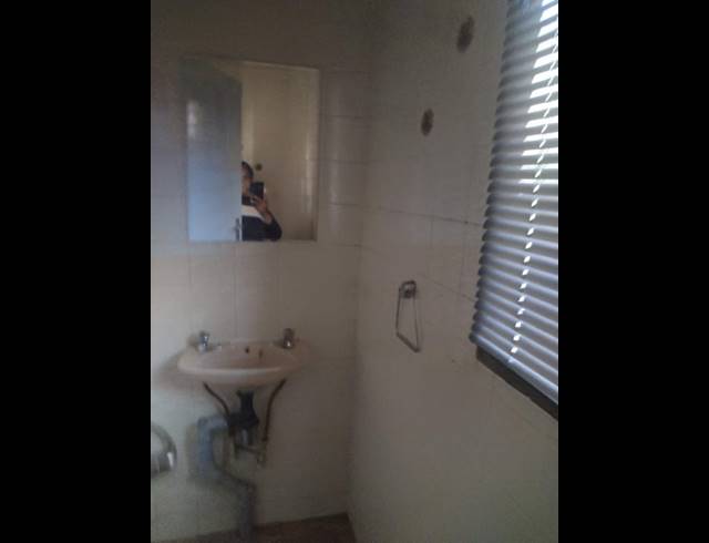 3 BEDROOM PROPERTY TO RENT IN CLAYVILLE